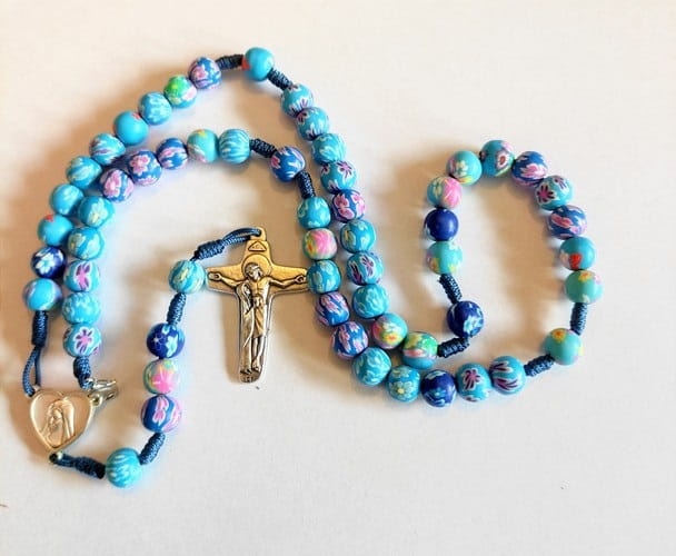 pol_pl_Rozaniec-kolorowy-Medjugorie-kolorystyka-niebieska-13211_1.jpg