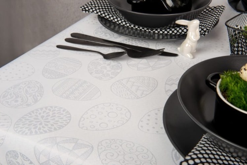 Obrus biały z motywem wielkanocnym 220x140 cm