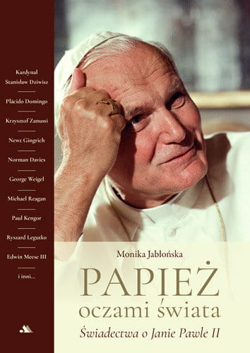 0017742_papiez-oczami-swiata.jpeg
